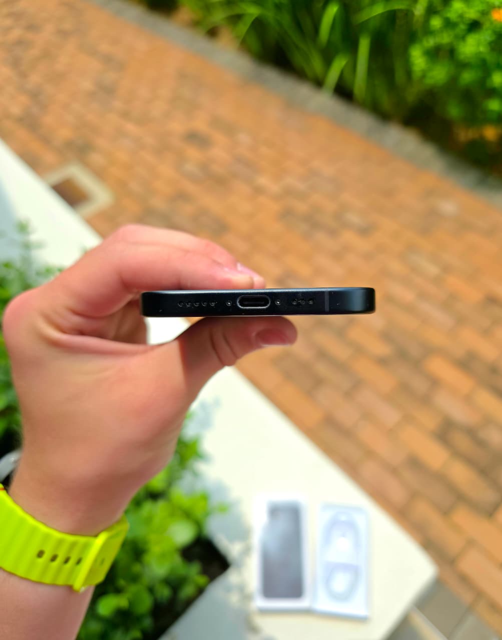 IPHONE 16 - 128GB STORAGE - (A GRADE)