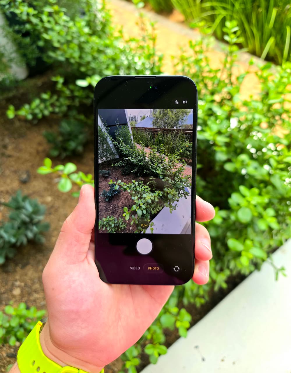 IPHONE 16 - 128GB STORAGE - (A GRADE)