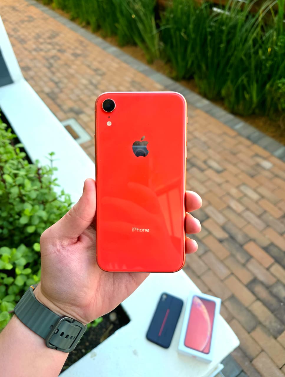 IPHONE XR - 64GB STORAGE - 100% BATTERY HEALTH - (A GRADE)